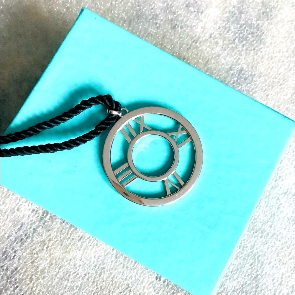 Tiffany&Co ATLAS necklace 🌹